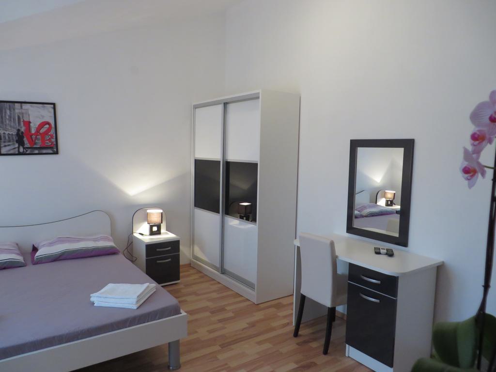 Apartments Petar Hvar Town Luaran gambar