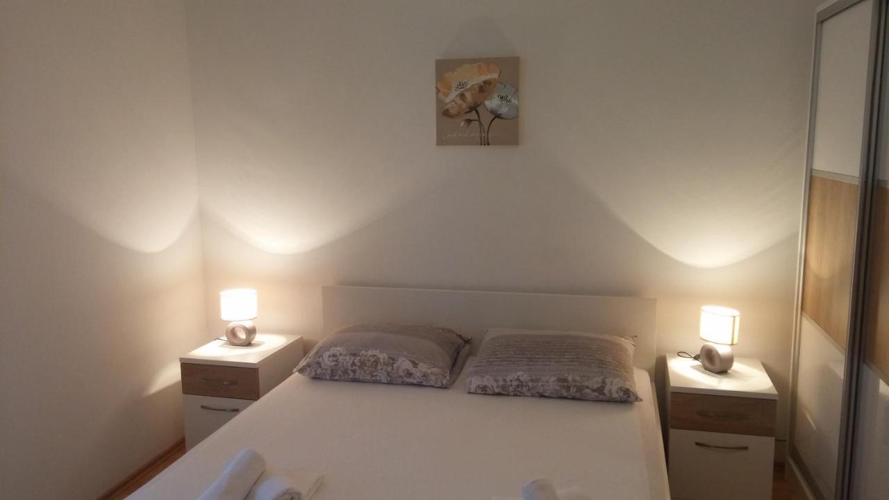 Apartments Petar Hvar Town Luaran gambar